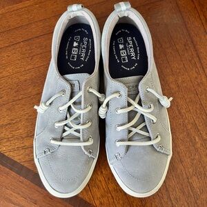 Barely Worn Sperry Sneakers